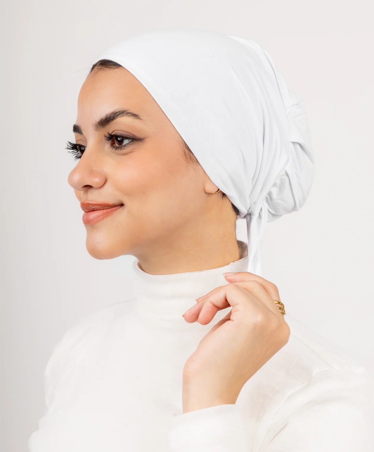 Le Voile No-Thread Underscarf with Tie-Back