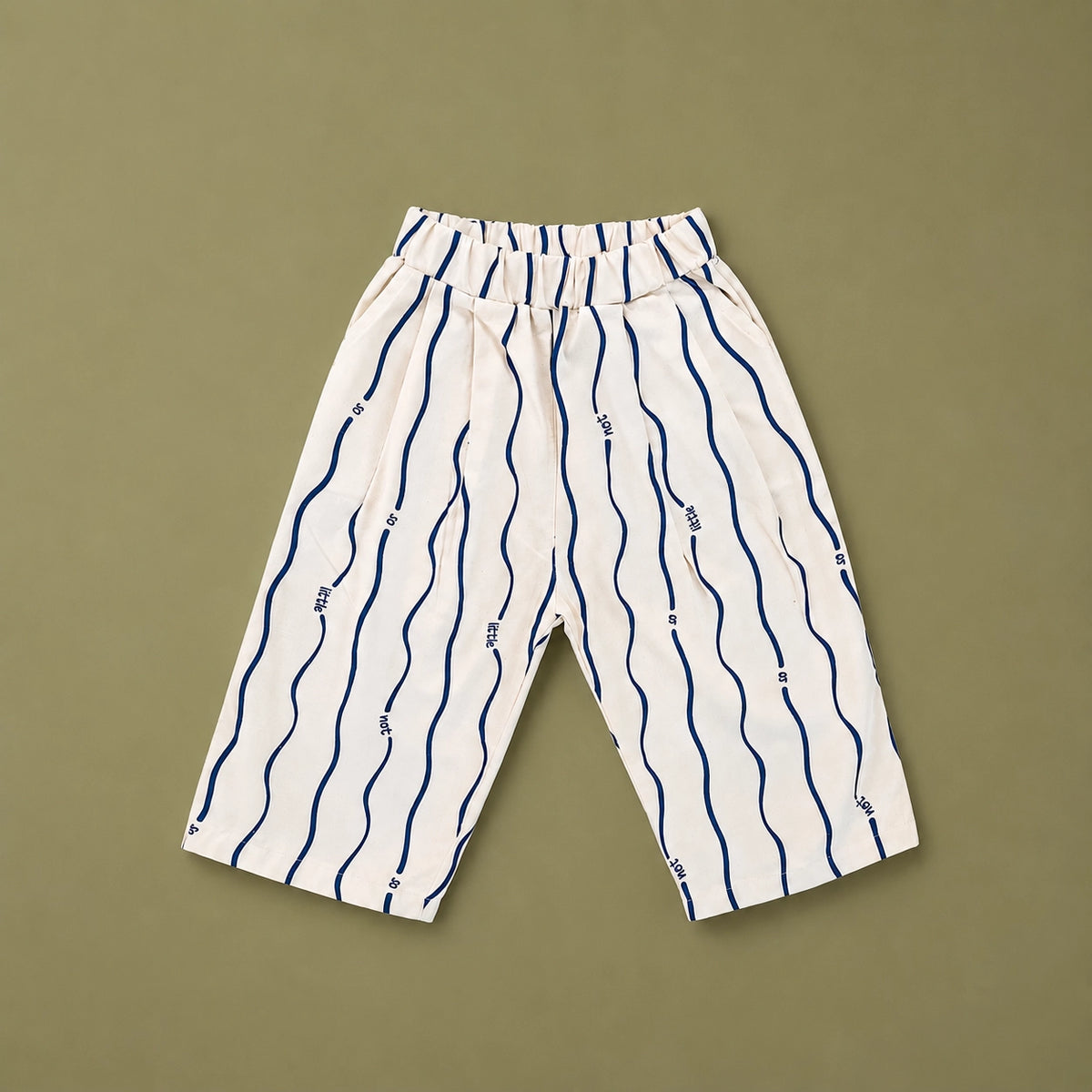 Straight pants waves