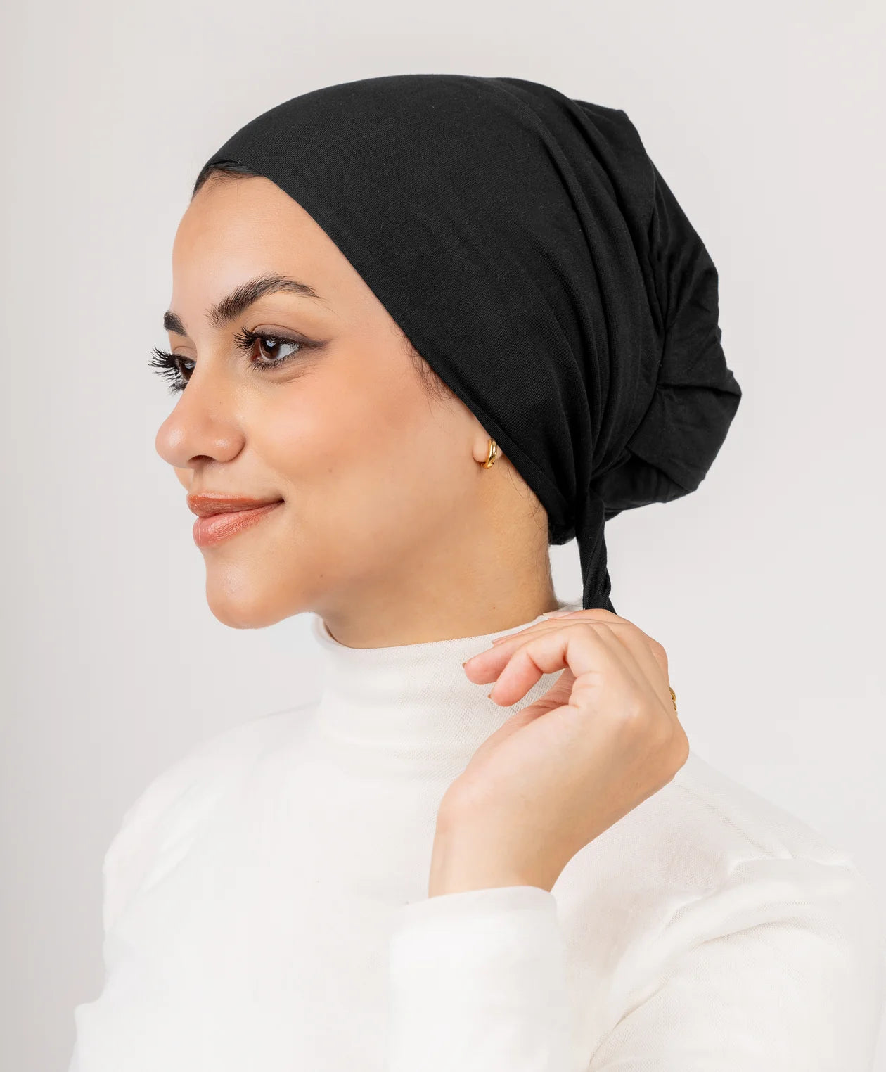 Le Voile No-Thread Underscarf with Tie-Back