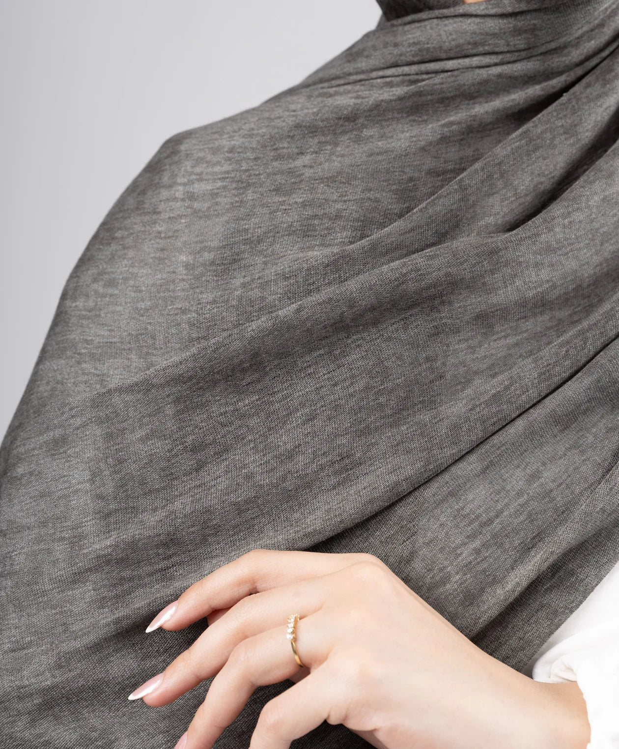 Foggy Sponge Hijab Scarf — Le Voile